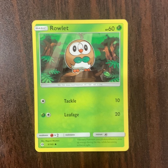 Rowlet pokémon card! - Picture 1 of 2